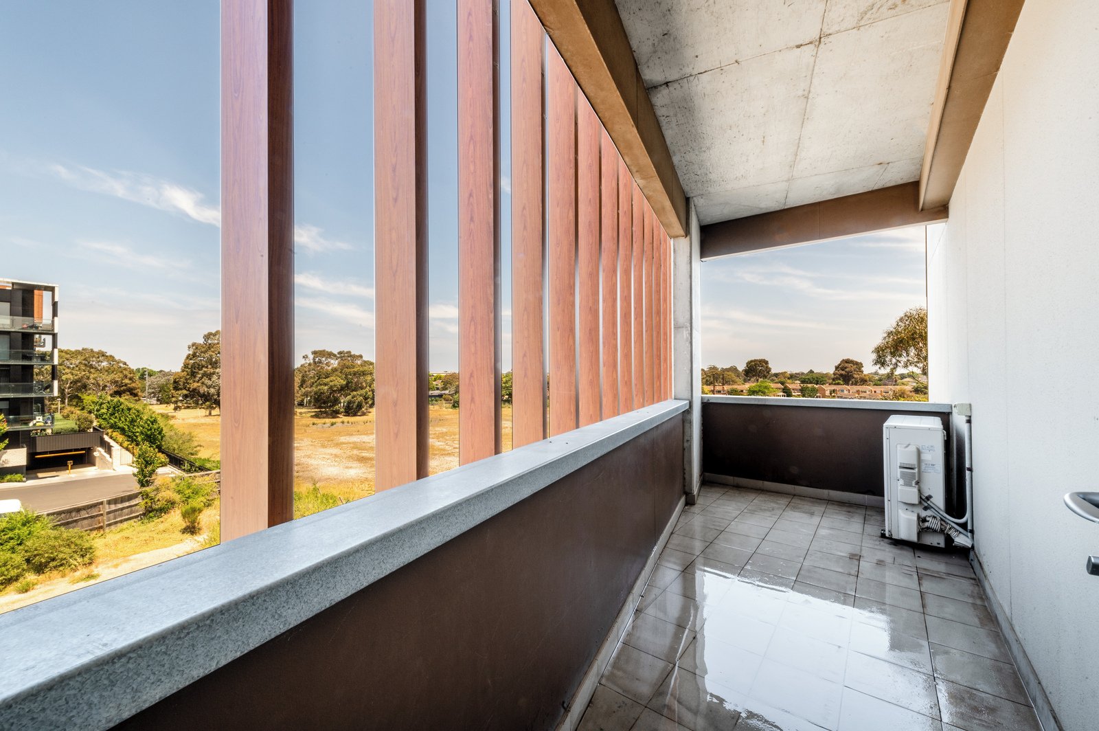 Gallery: 202B/1142 Nepean Highway