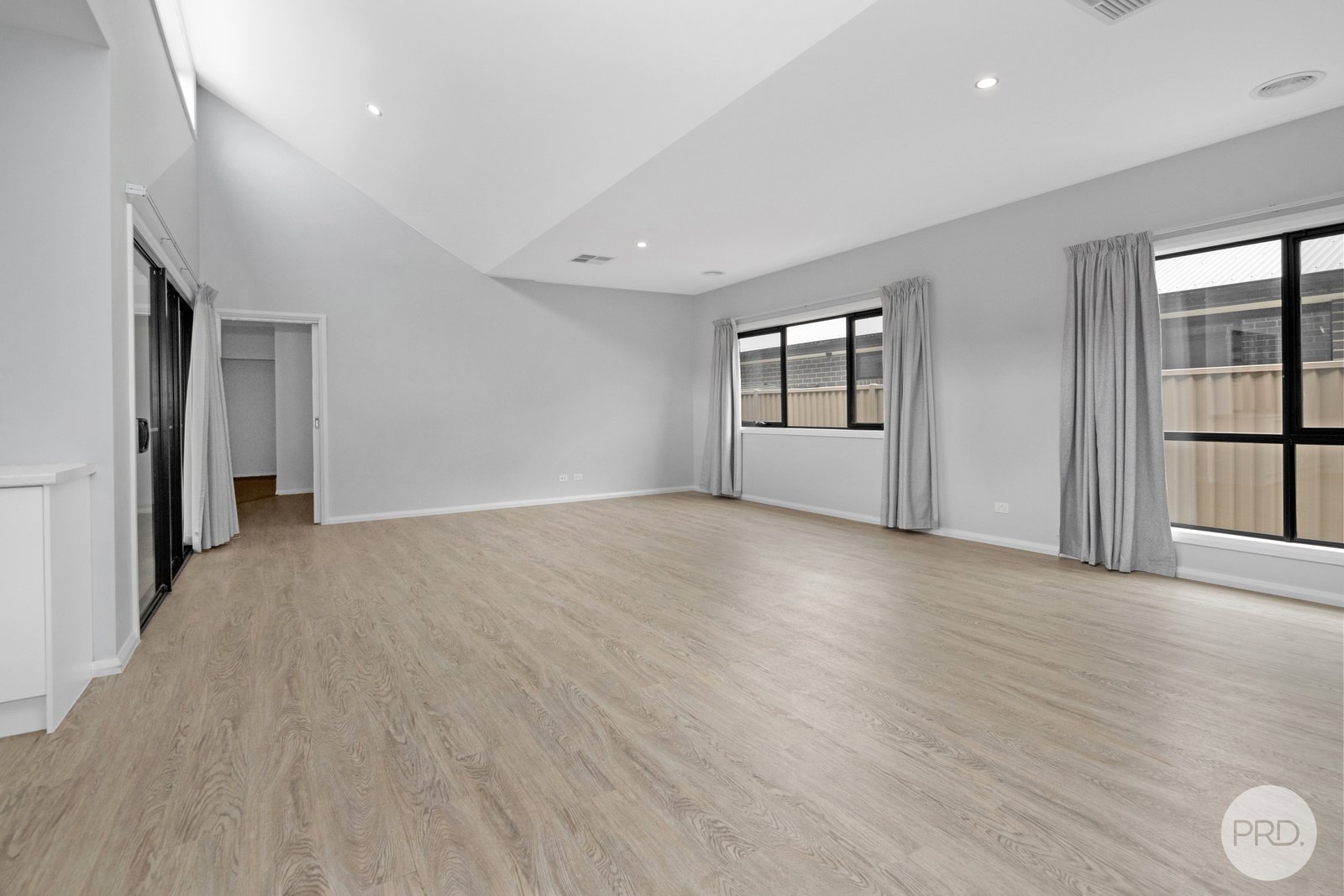 203 Ballarat Carngham Road WINTER VALLEY 2