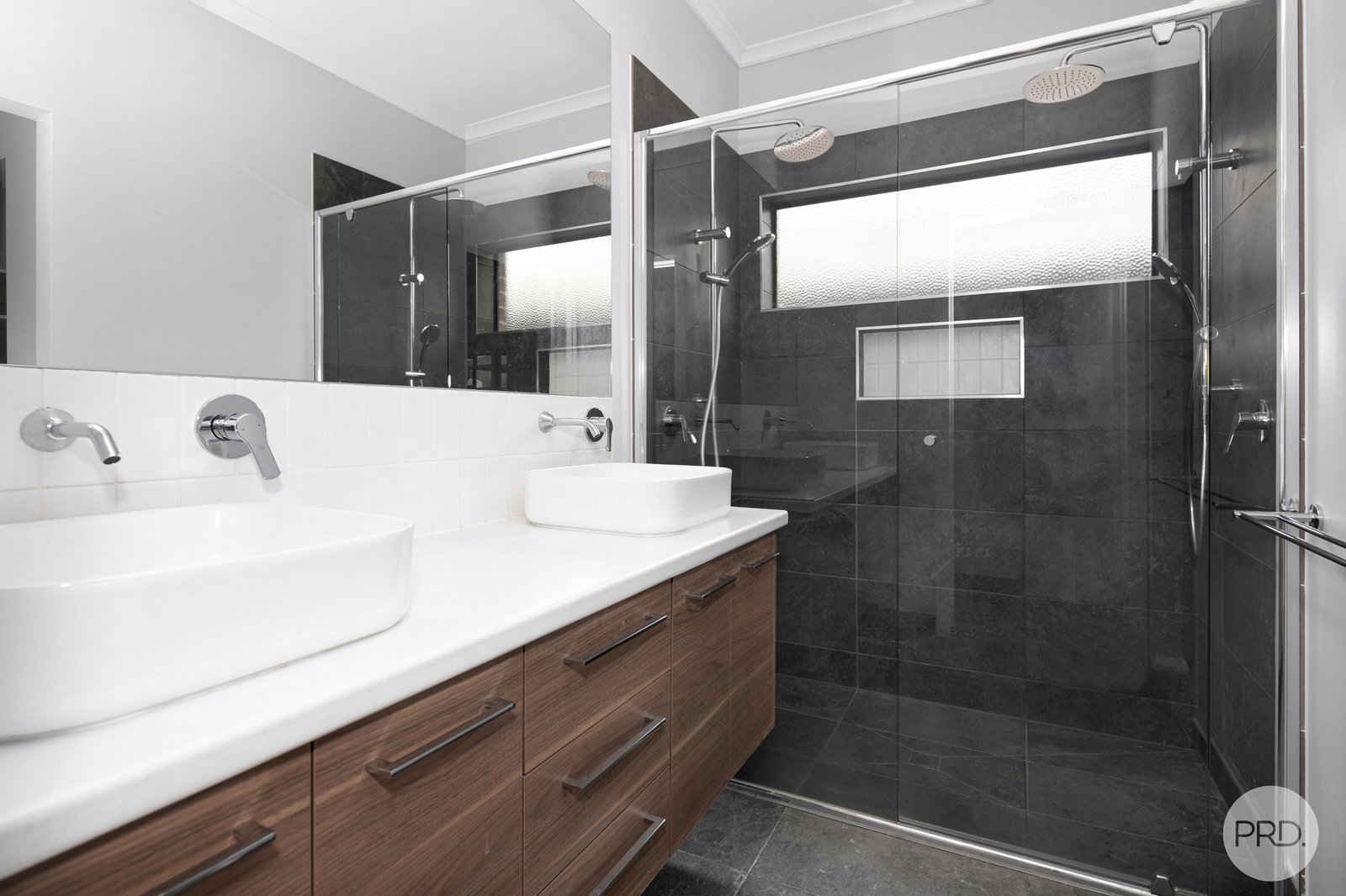 203 Ballarat Carngham Road WINTER VALLEY 7