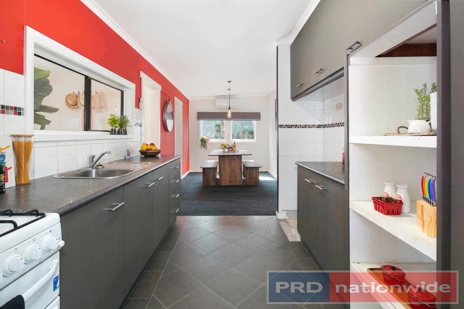 203 Crompton Street SOLDIERS HILL 4