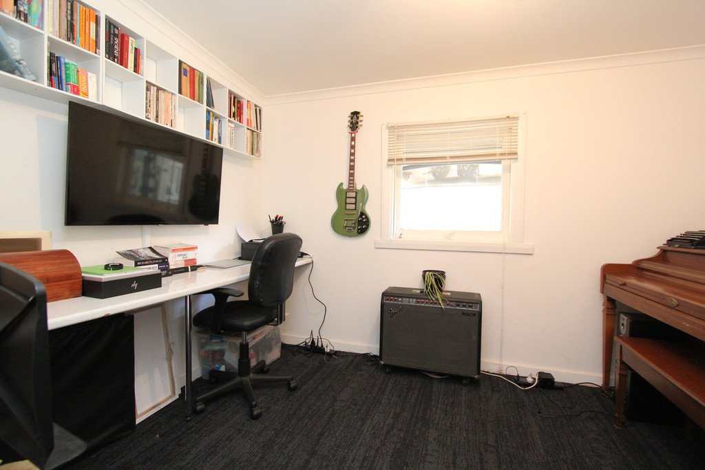 203 Crompton Street SOLDIERS HILL 8