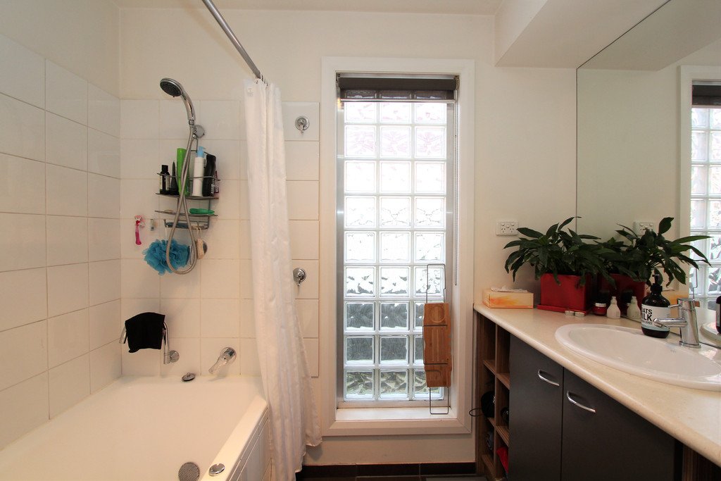 203 Crompton Street SOLDIERS HILL 9