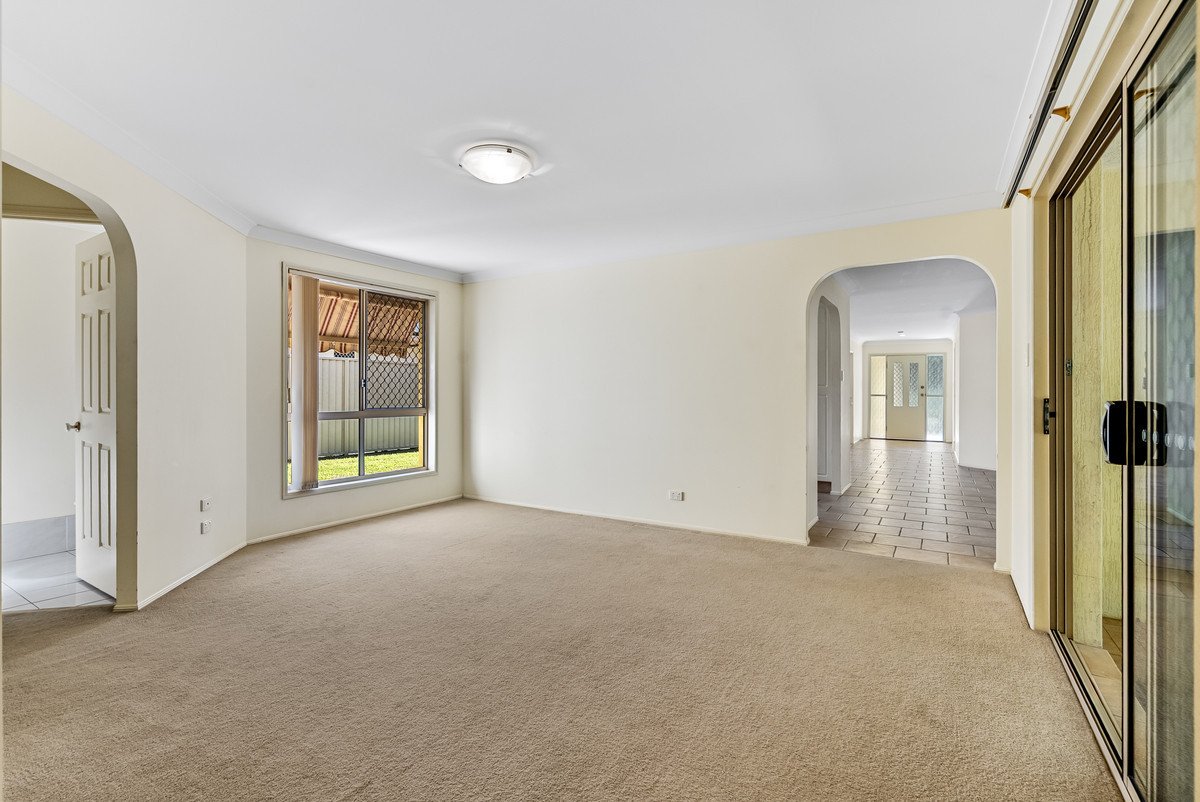 203 Dunlin Drive Burleigh Waters 9