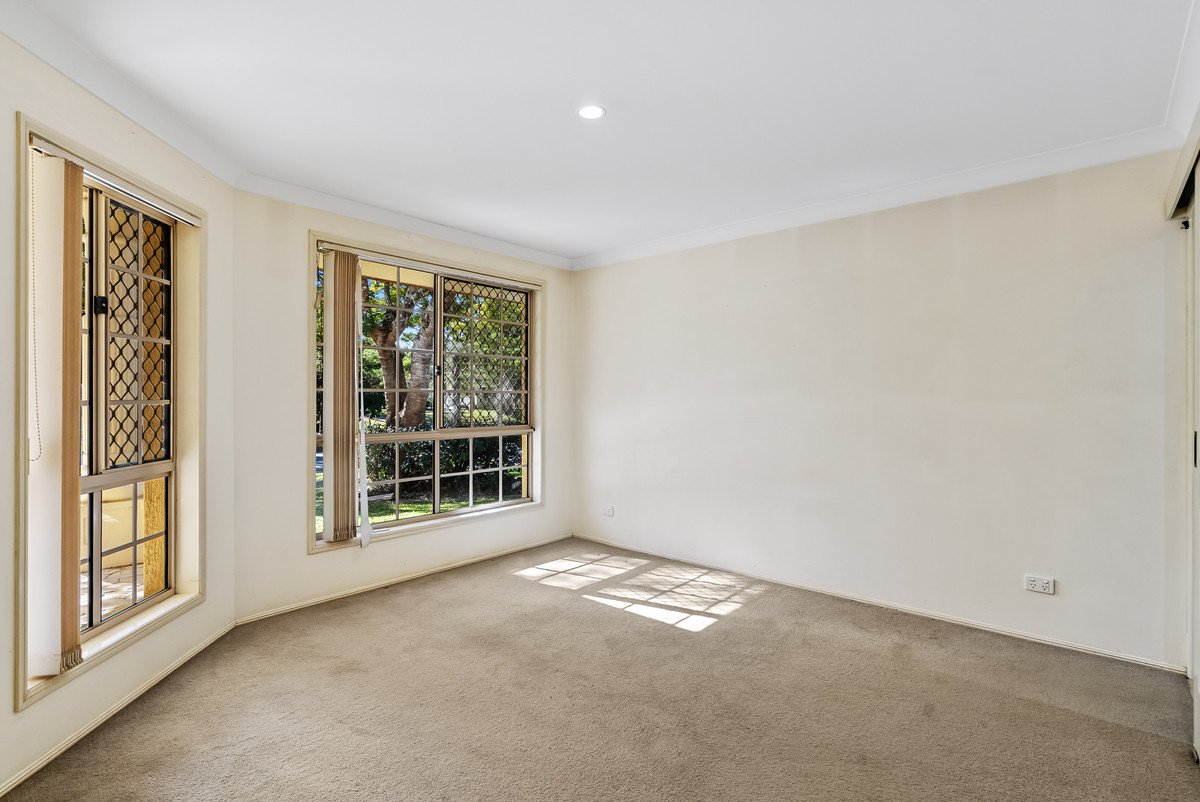 203 Dunlin Drive Burleigh Waters 10