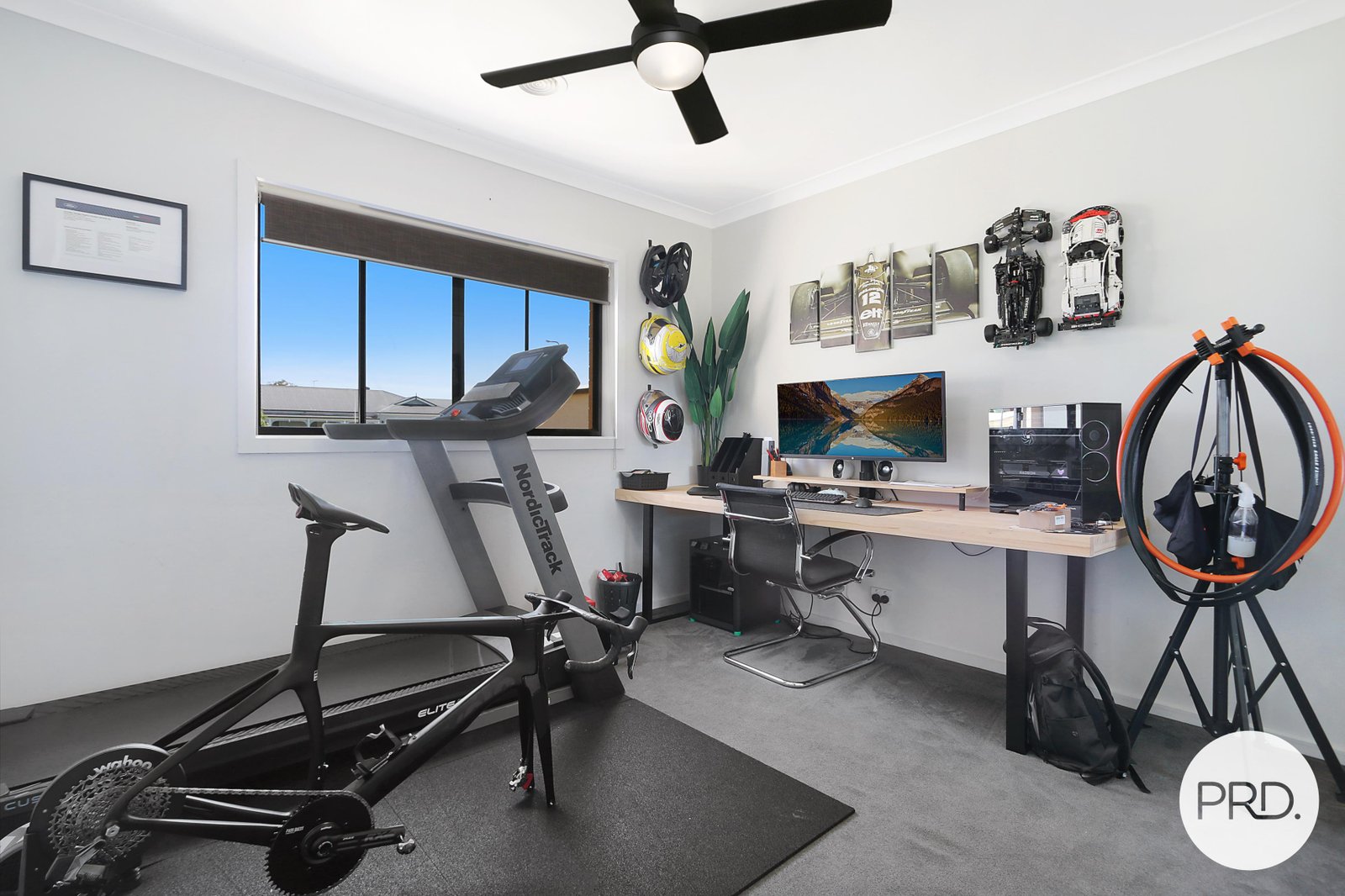 203 Fenchurch Drive SPRINGDALE HEIGHTS 16