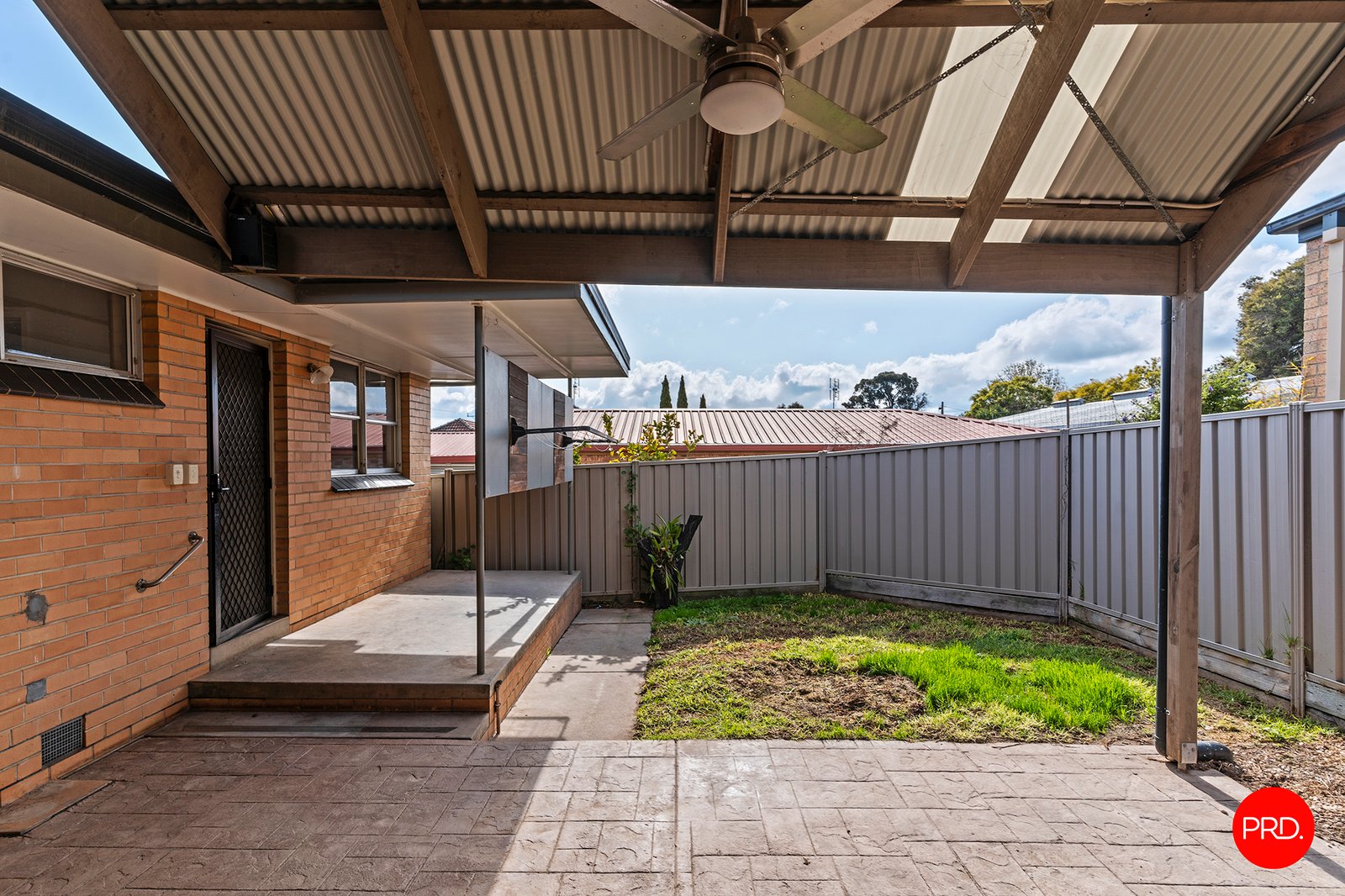 203 Neale Street FLORA HILL 15