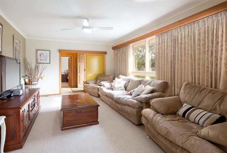 203 Smythes Road DELACOMBE 12