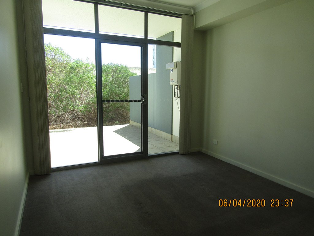 20/30 Malata Crescent SUCCESS 8