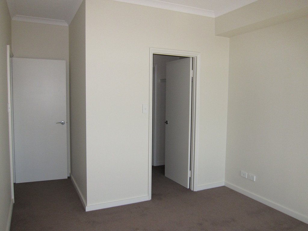 20/30 Malata Crescent SUCCESS 15