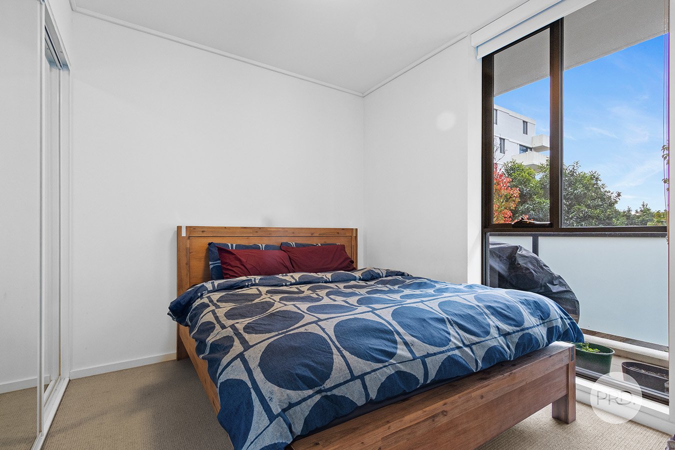 203/1 Vermont Crescent RIVERWOOD 5