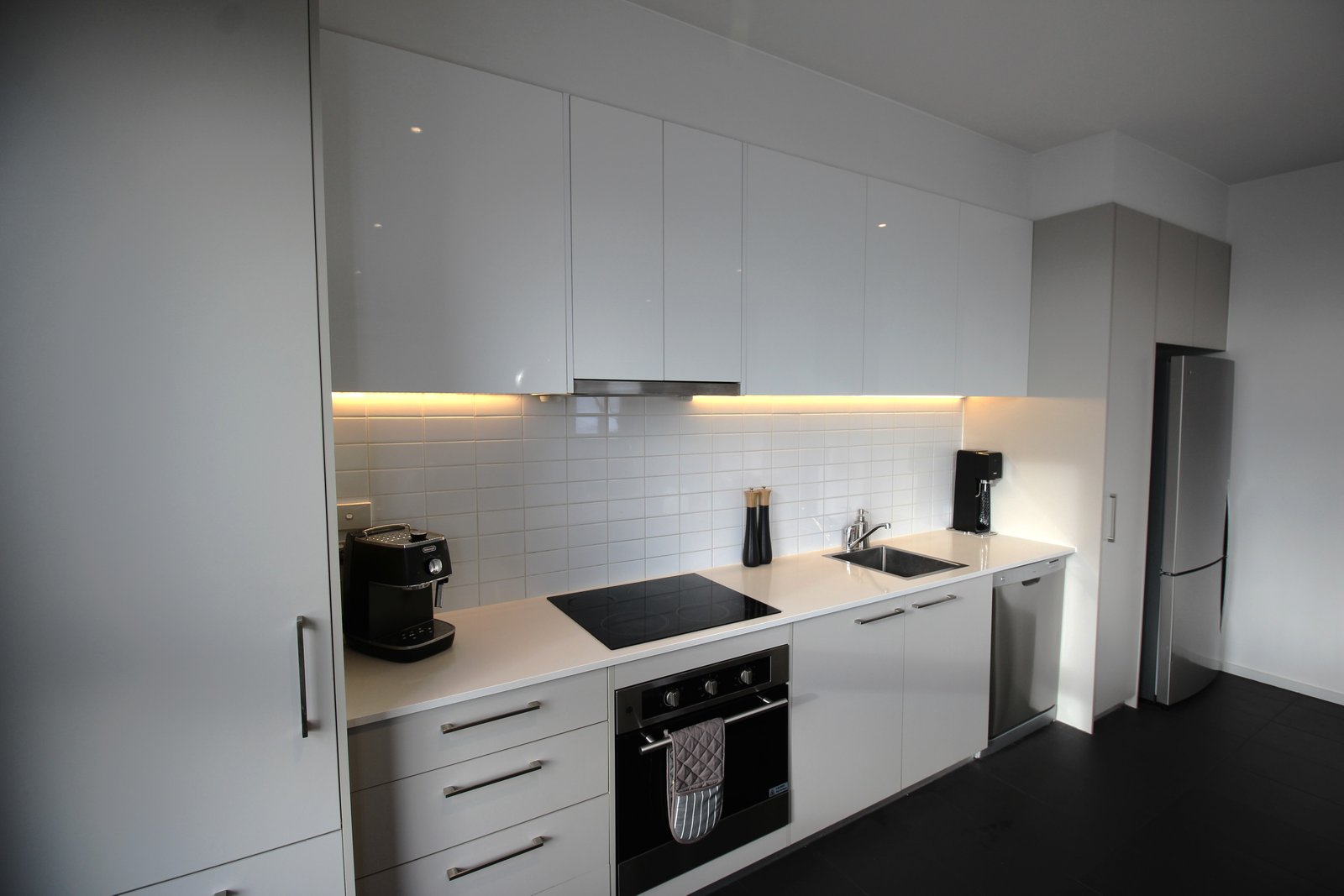 Gallery: 203/1161 Nepean Highway