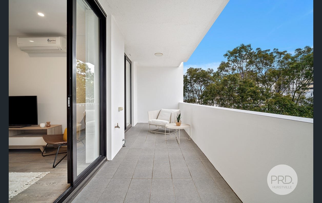 203/12 Woniora Road HURSTVILLE 4