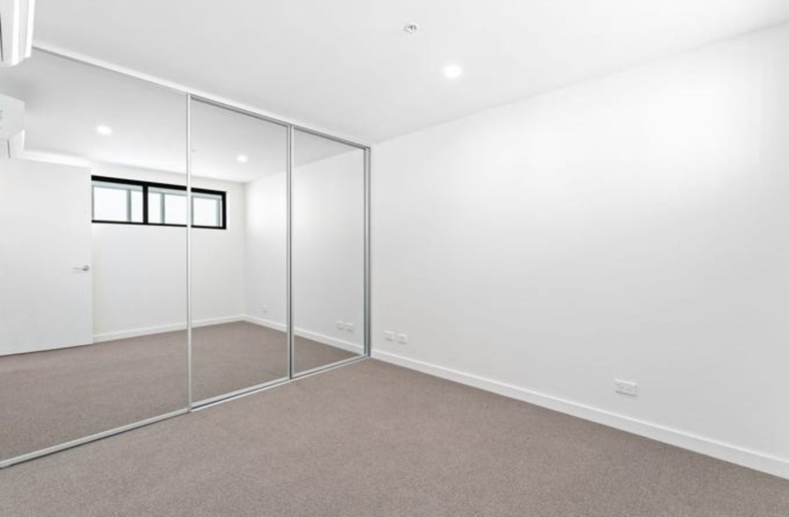 Gallery: 203/13 George Street