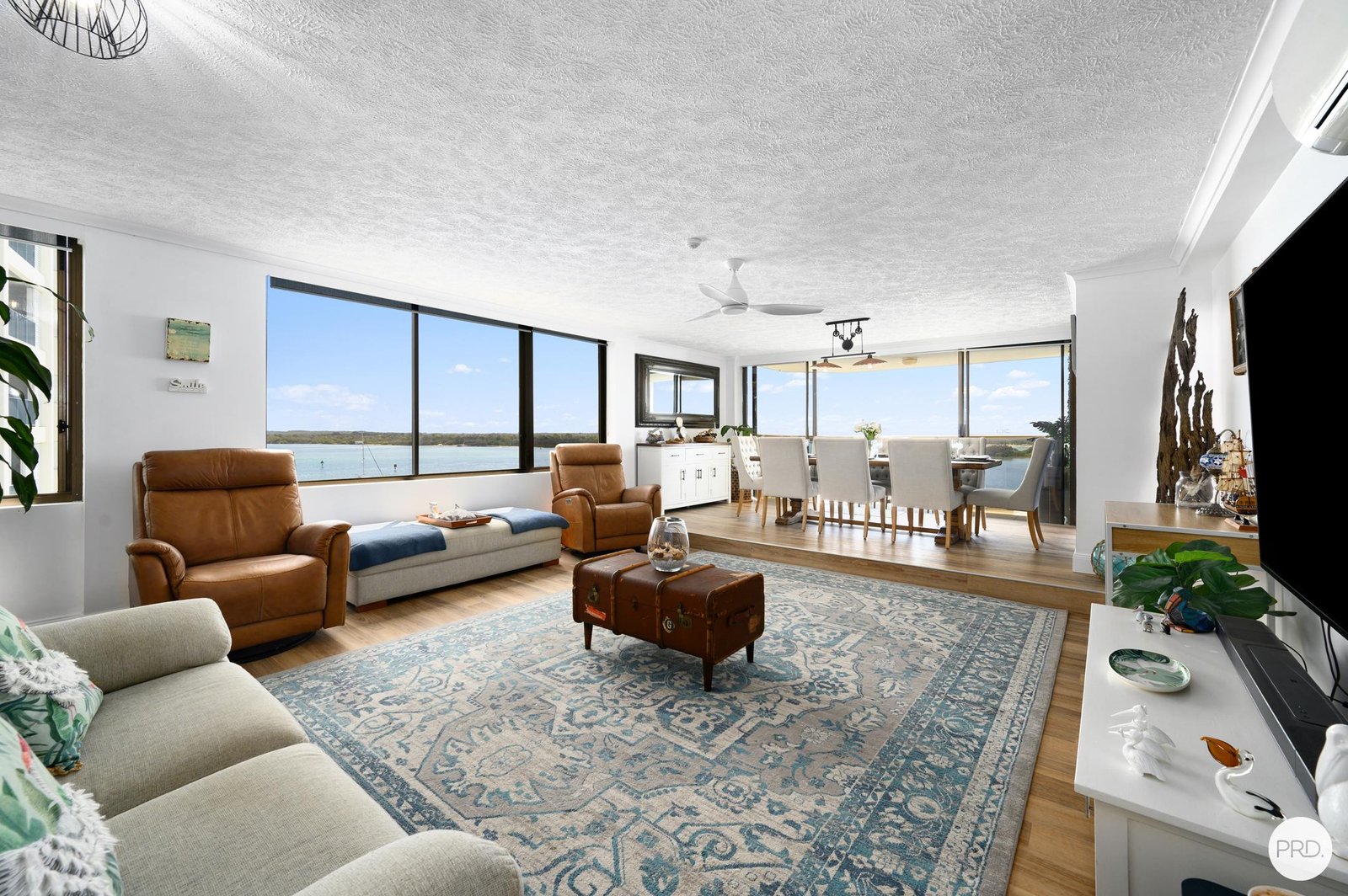 20/316-318 Marine Parade LABRADOR 3