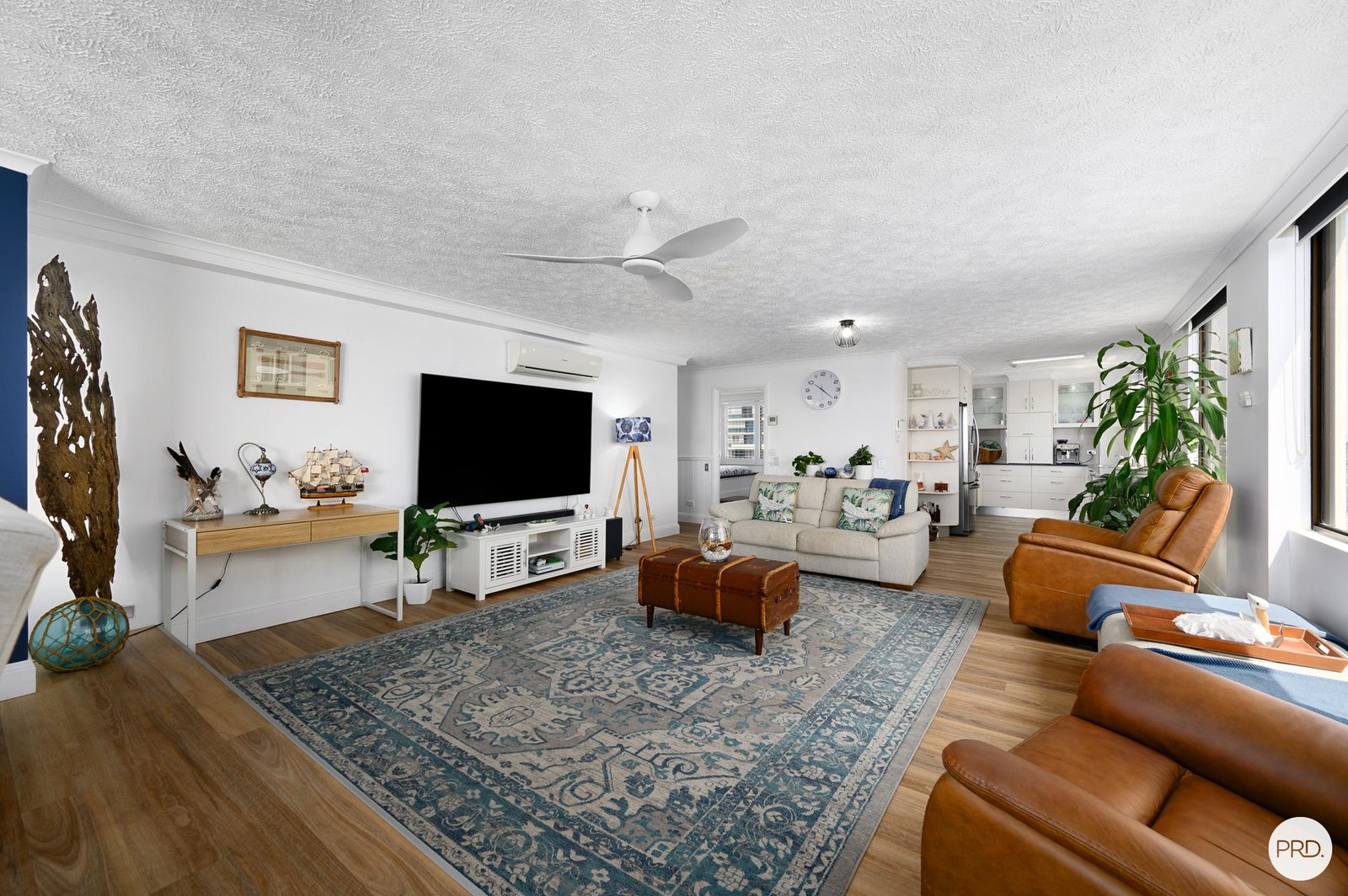 20/316-318 Marine Parade LABRADOR 11