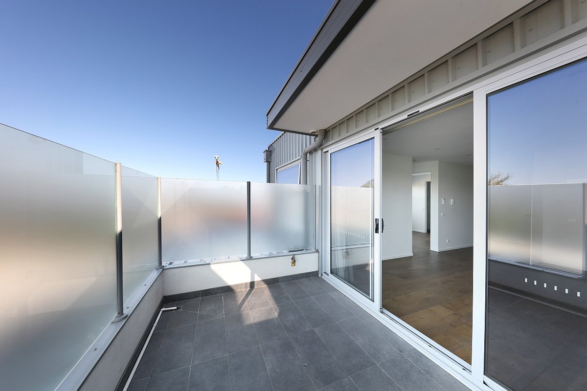 Gallery: 203/170 East Boundary Road