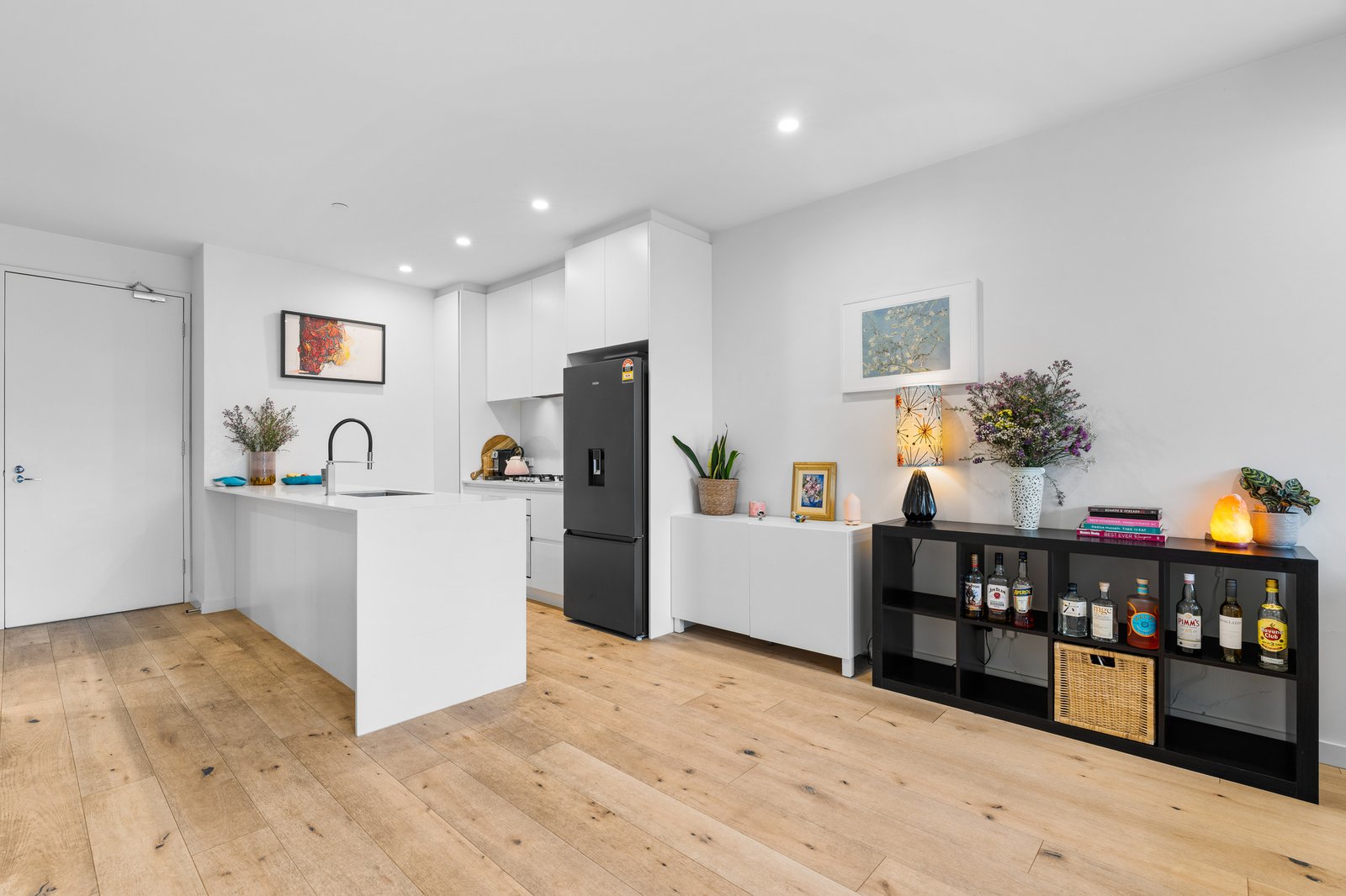 Gallery: 203/18 Hamilton Street