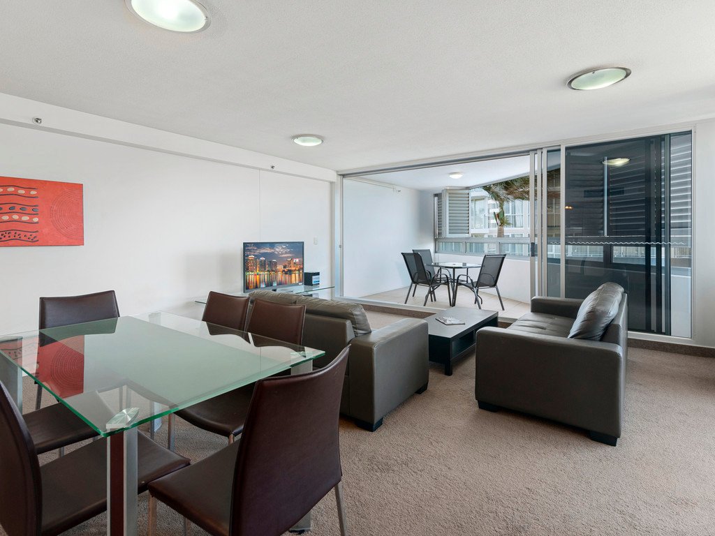 2032/14-22 Stuart Street TWEED HEADS 4