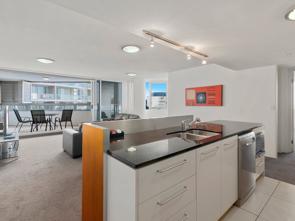2032/14-22 Stuart Street TWEED HEADS 6