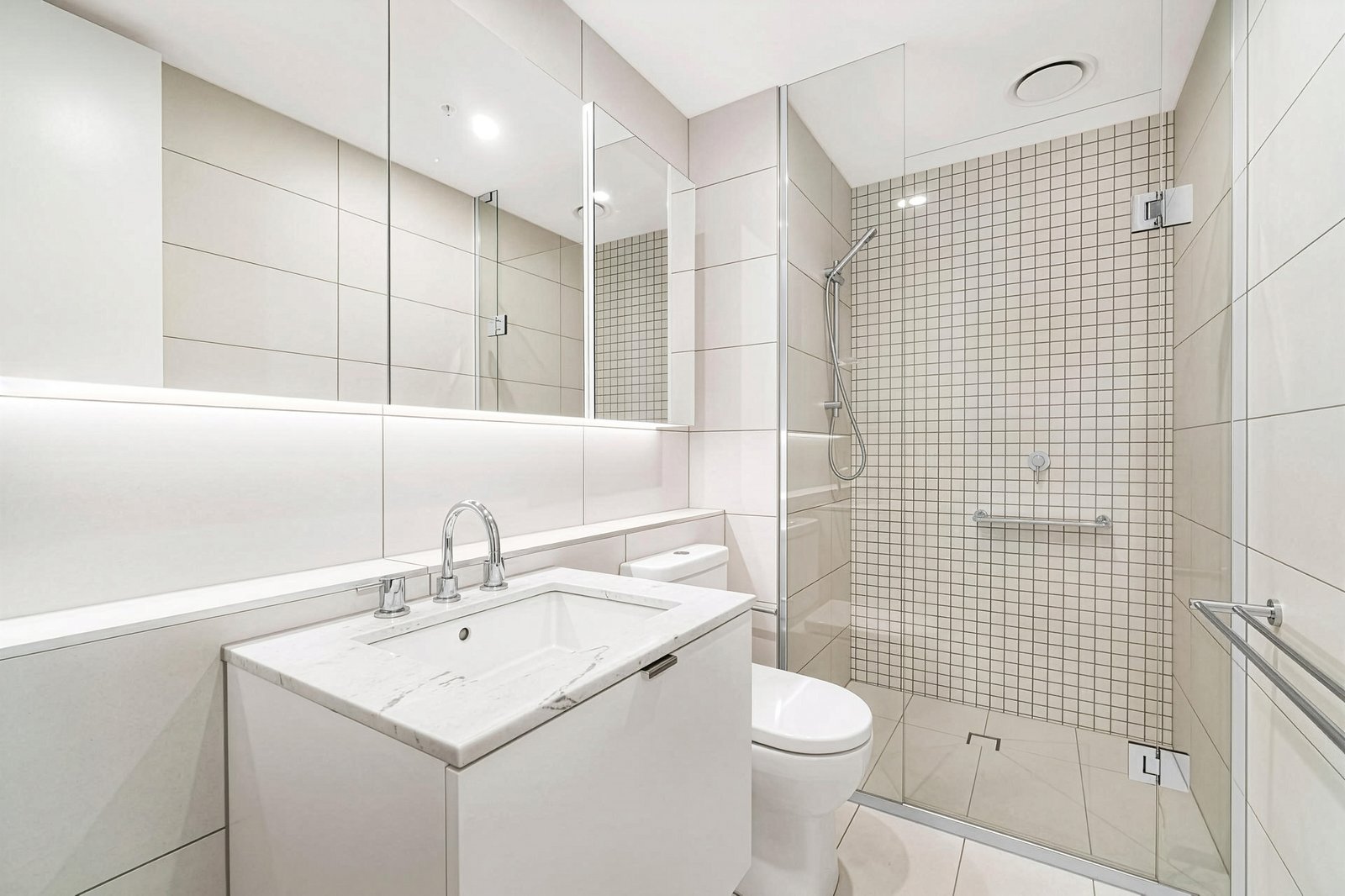 Gallery: 203/25 Trent Street