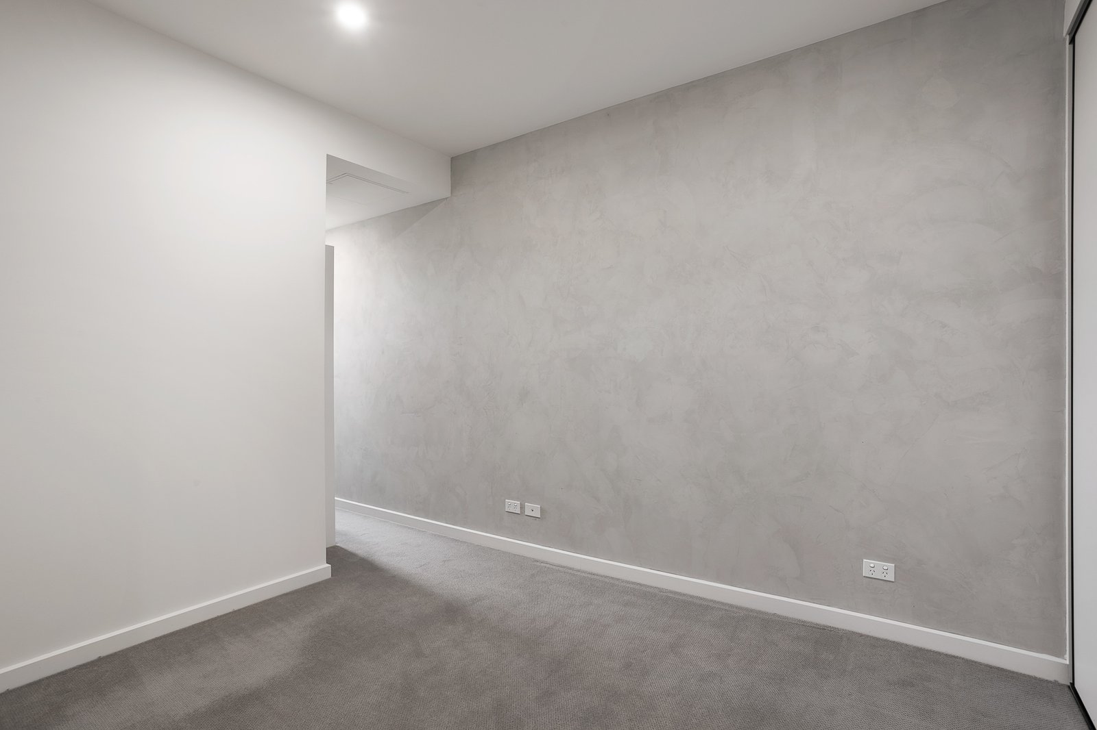 Gallery: 203/26 Warleigh Grove