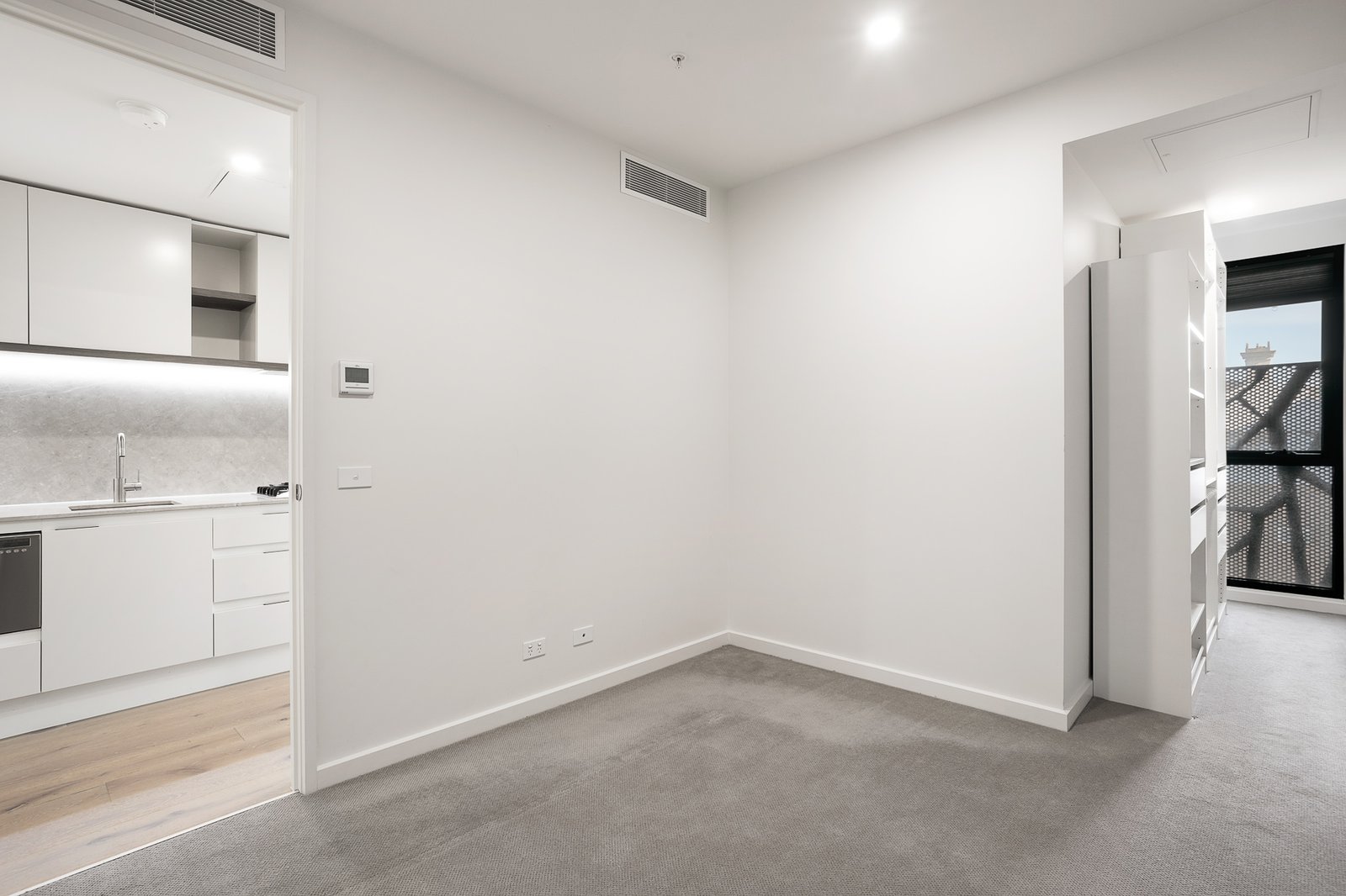 Gallery: 203/26 Warleigh Grove