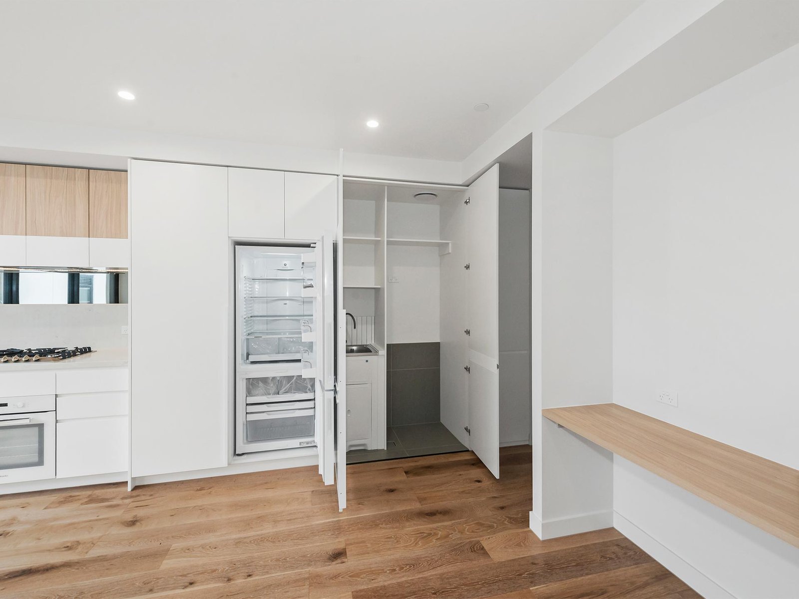 Gallery: 203/295 Hampton Street