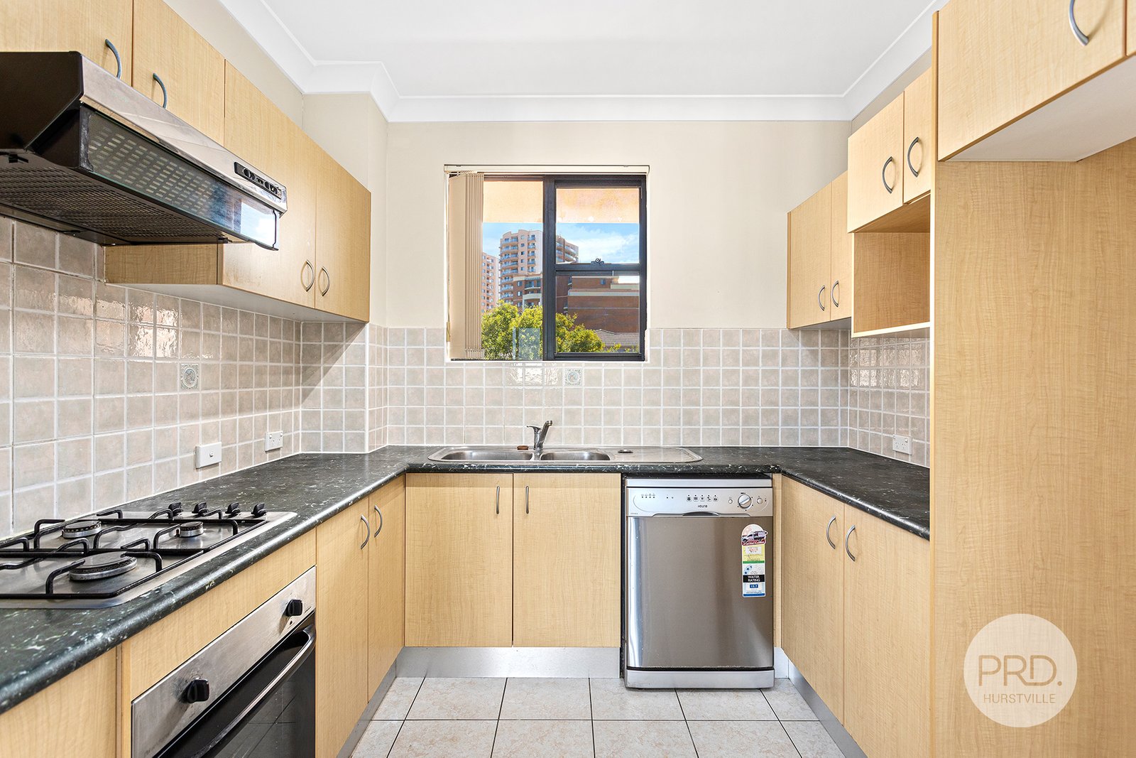 20/33-37 West Street HURSTVILLE 3