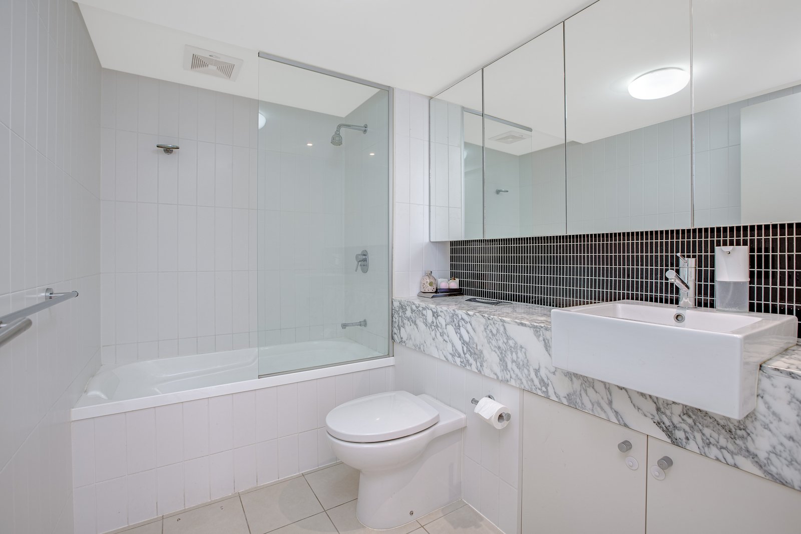 2033/14-22 Stuart Street TWEED HEADS 10