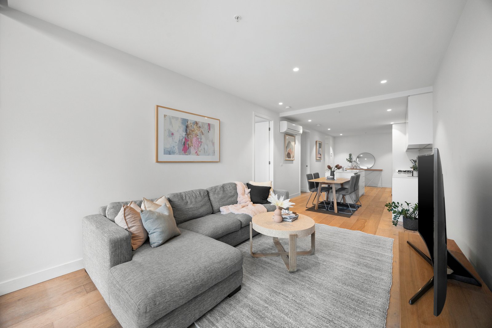 Gallery: 203/336 South Road