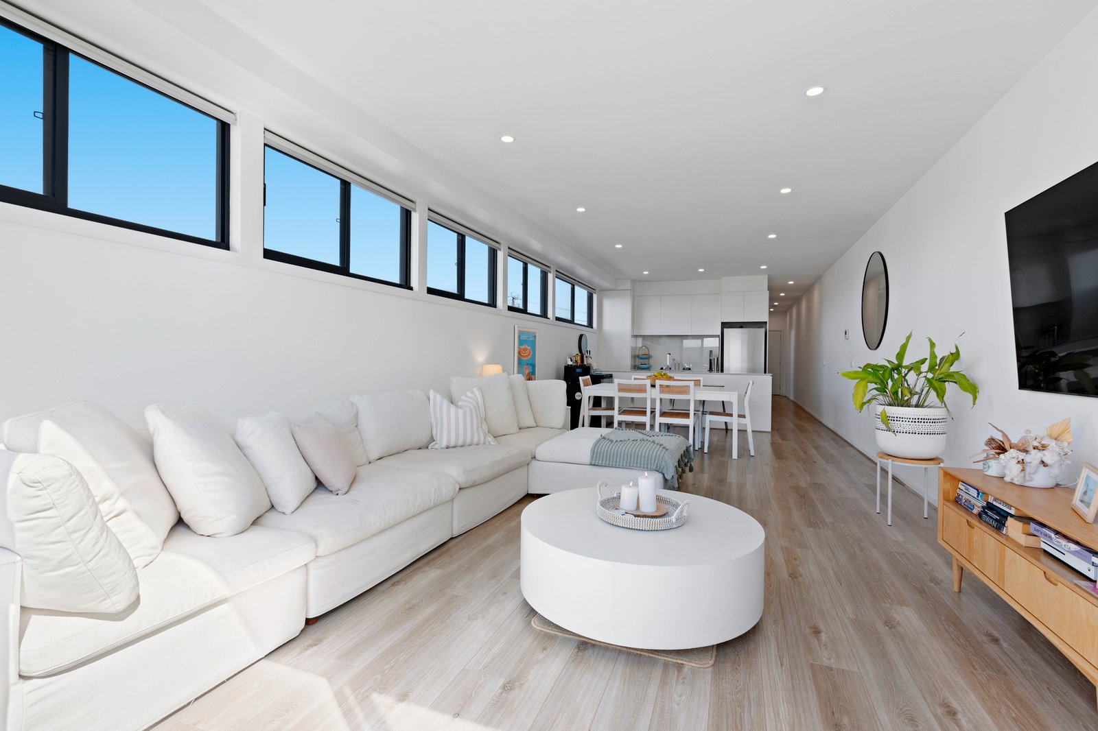 Gallery: 203/35 Tennyson Street