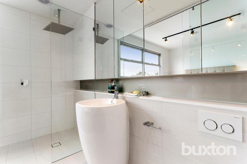 Gallery: 203/4 Fernhill Road