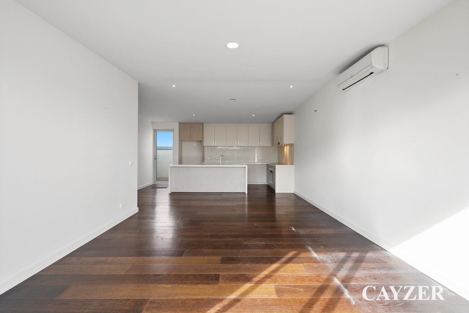 Gallery: 203/409 Bay Street