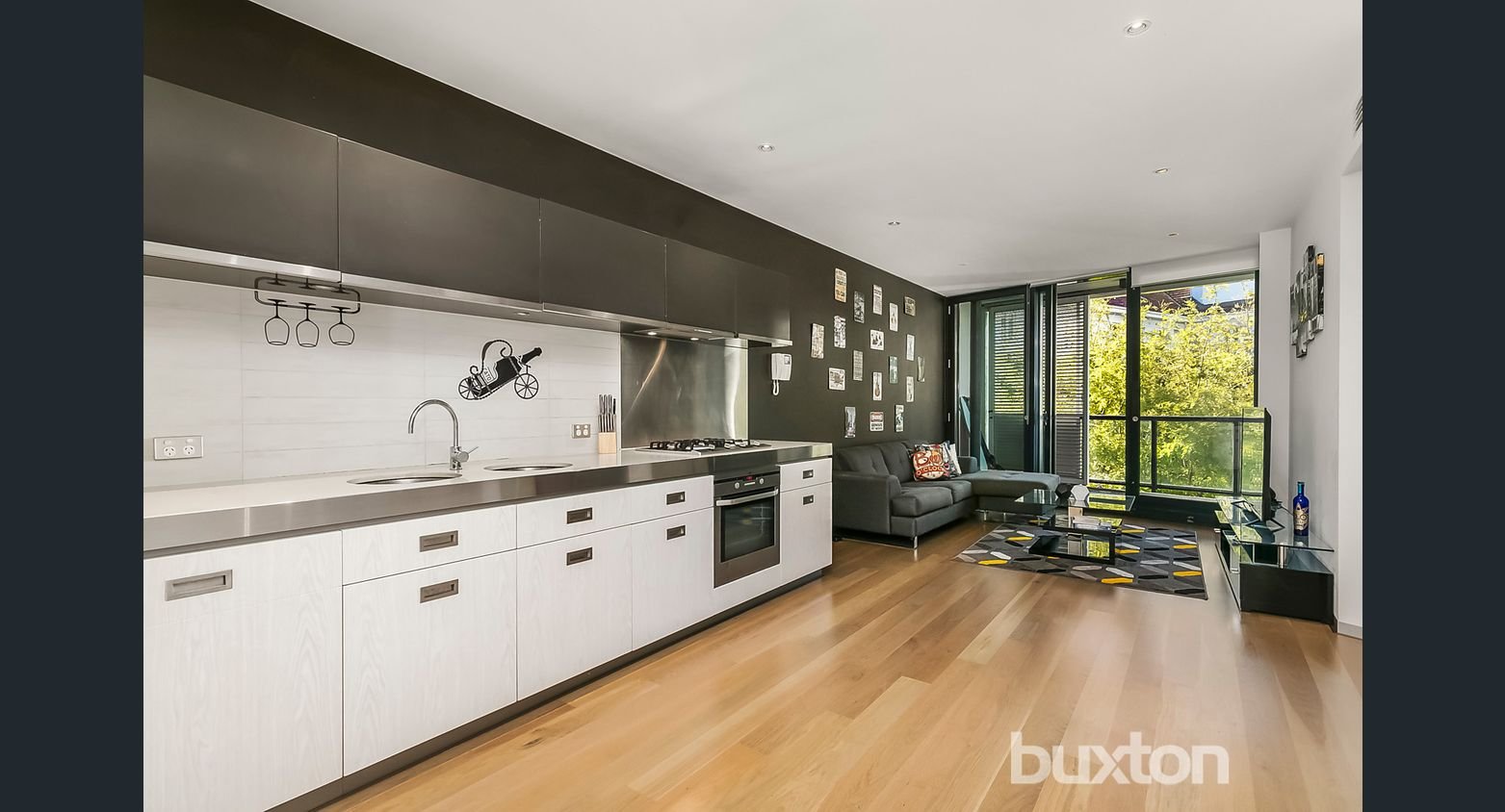 Gallery: 203/539 St Kilda Road