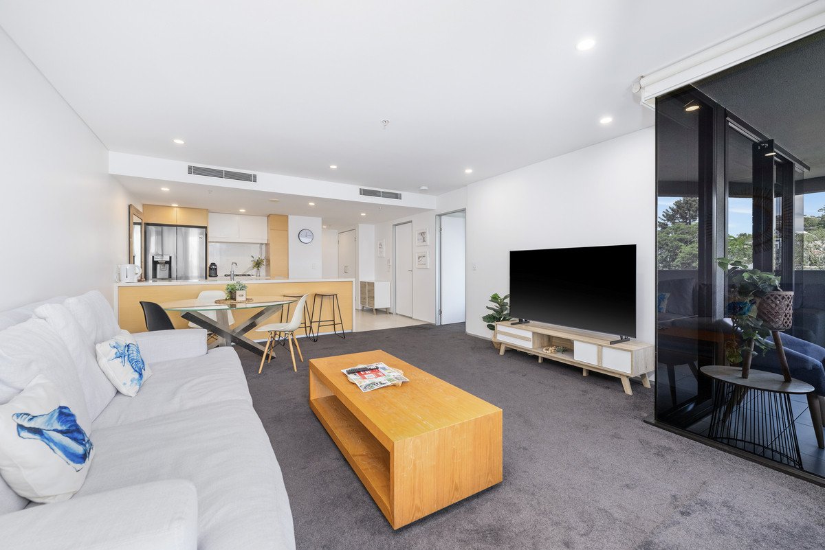 2036/2-14 The Esplanade Burleigh Heads 7