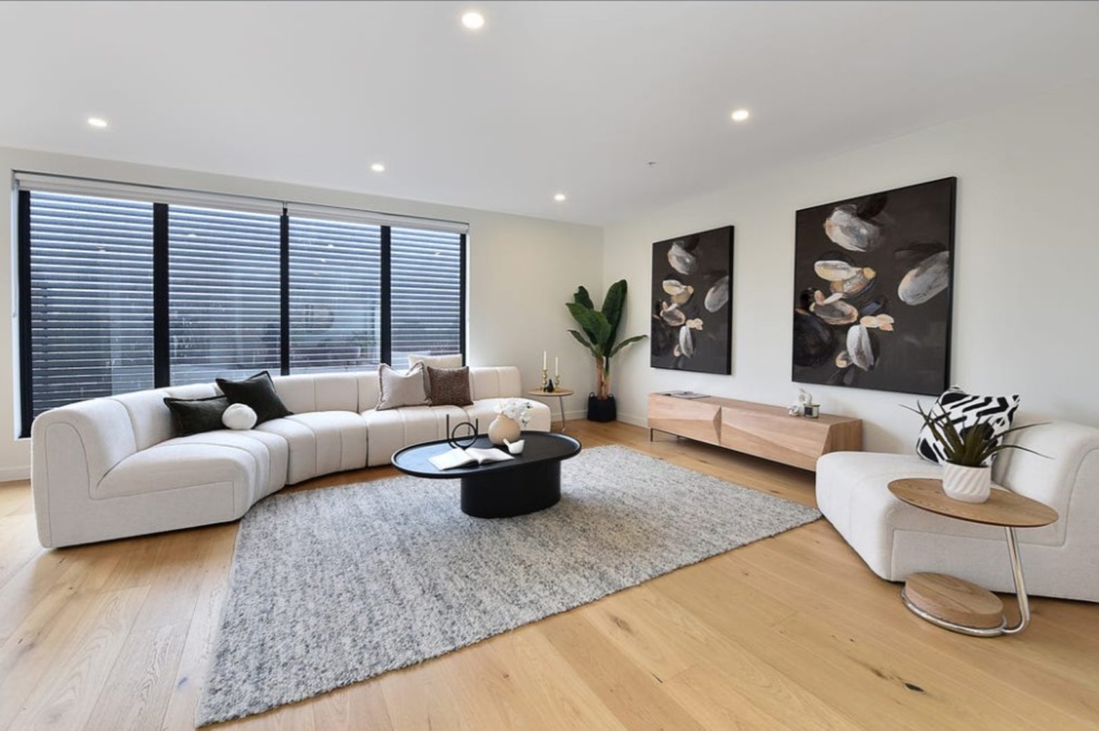 Gallery: 203/630 Glen Huntly Road