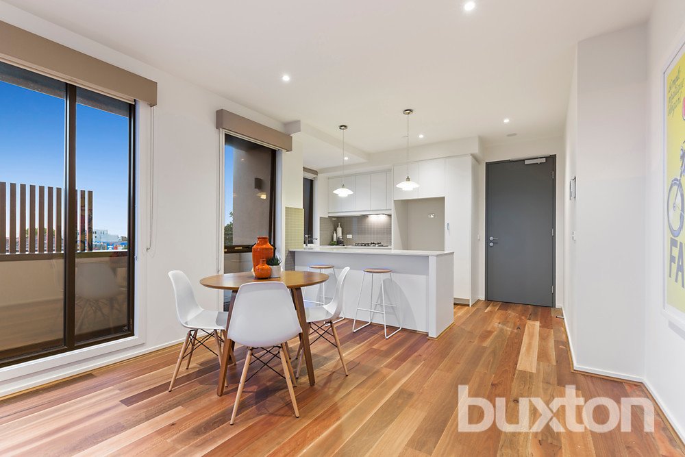 Gallery: 203/650 Centre Road