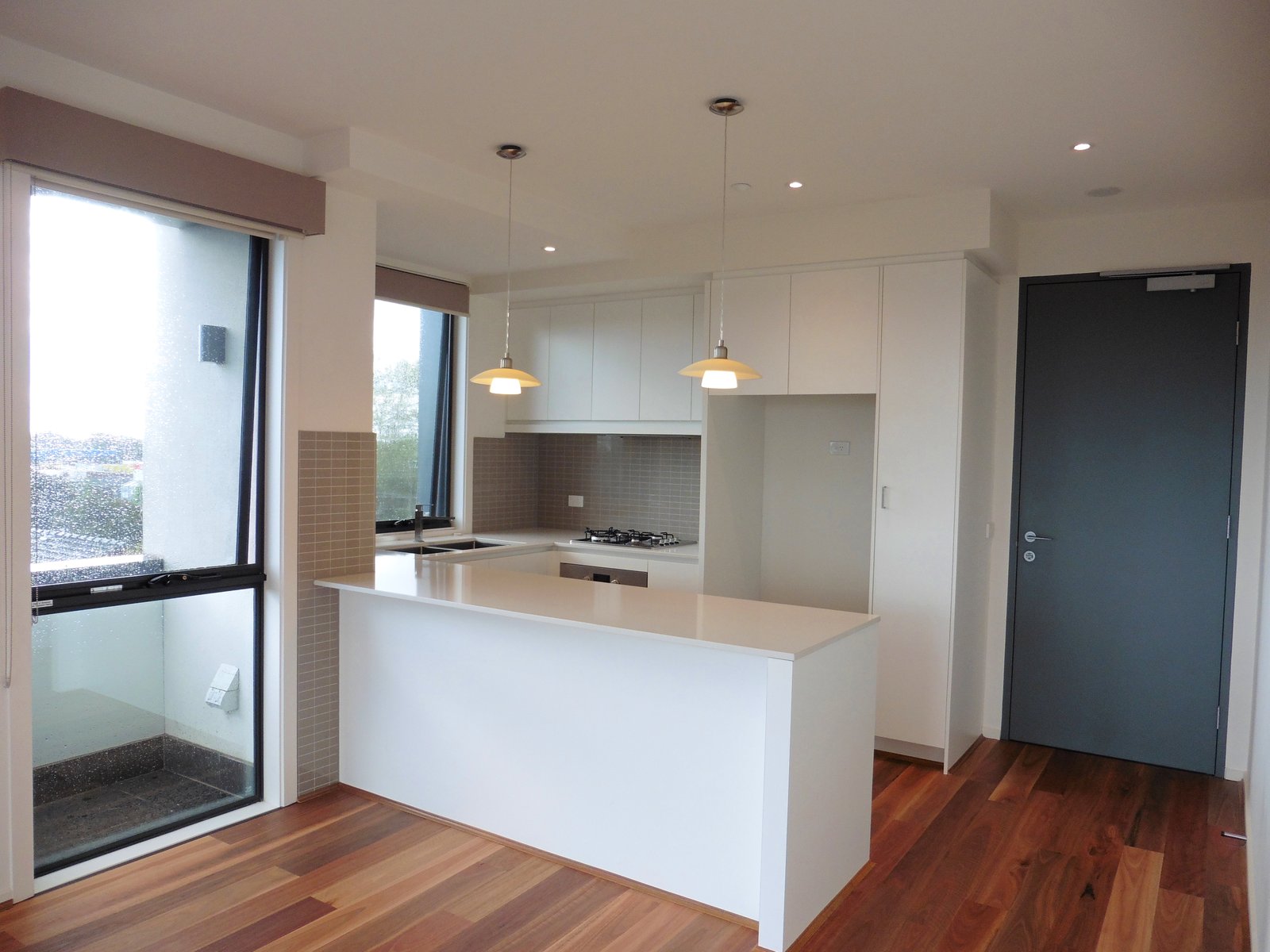 Gallery: 203/650 Centre Road