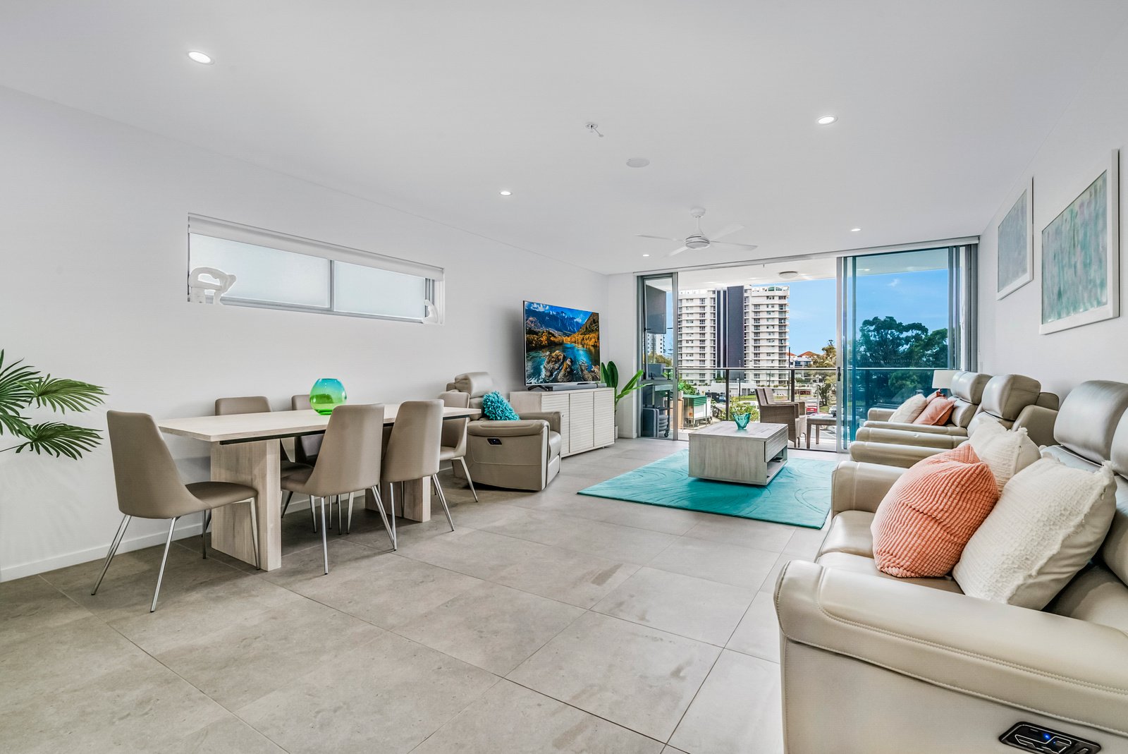 2037/9 Enid Street TWEED HEADS 2