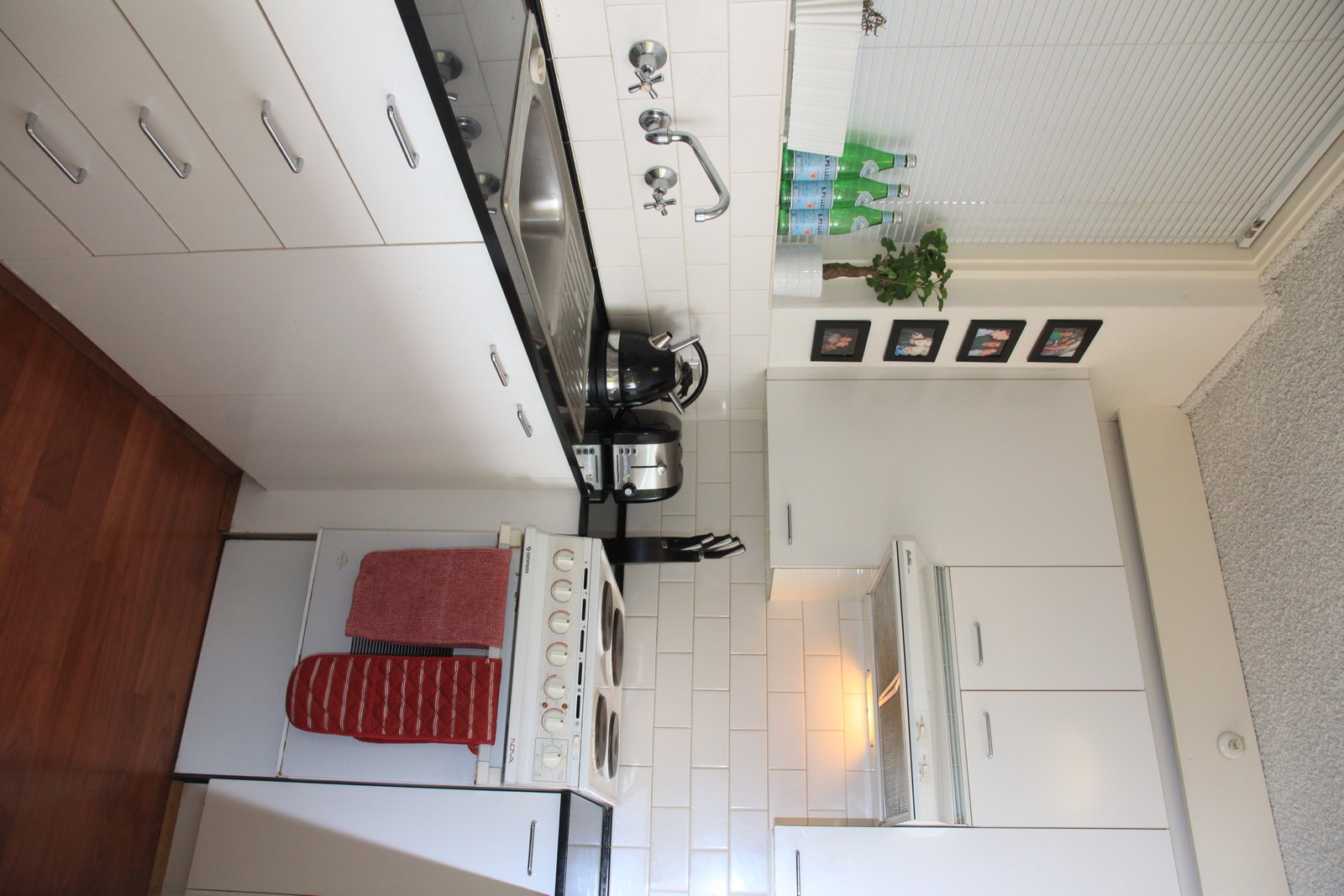Gallery: 203/81 Queens Road