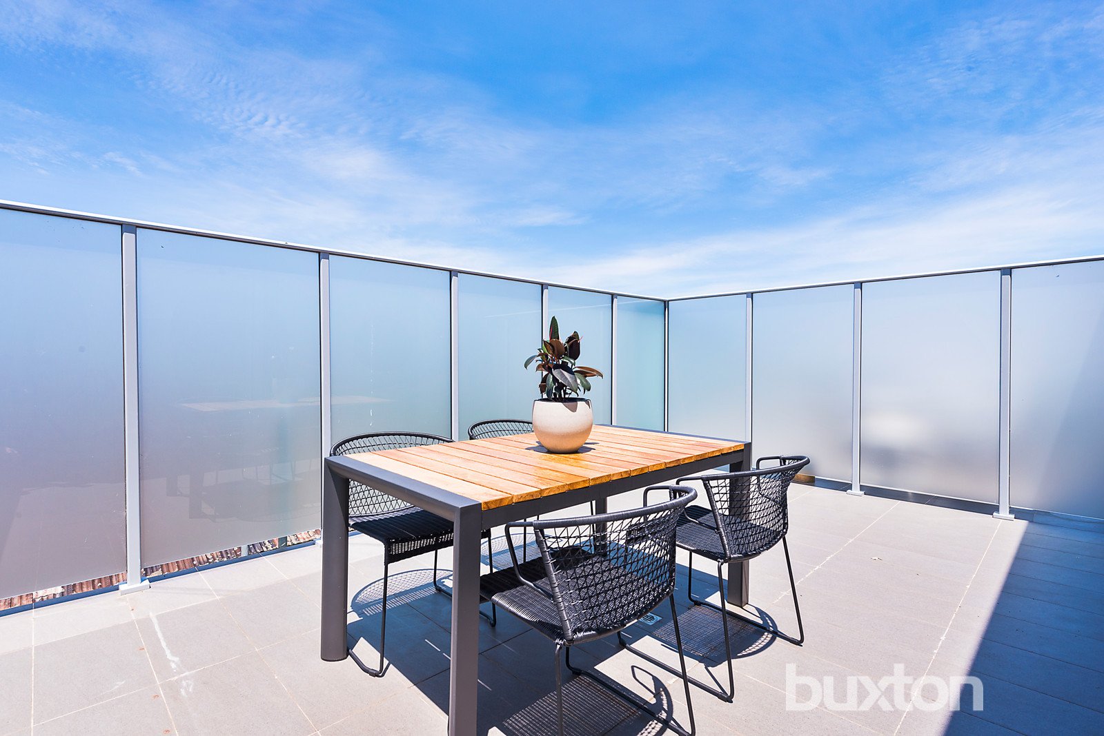 Gallery: 203/82 Hotham Street