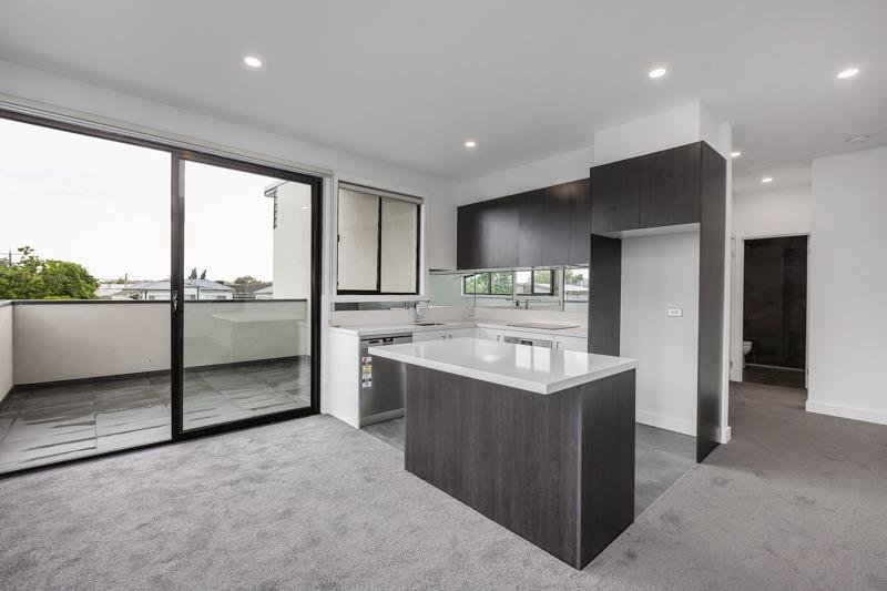 Gallery: 203/83 Fehon Street