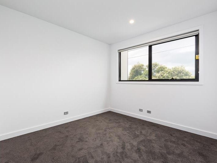 Gallery: 203/83 Fehon Street