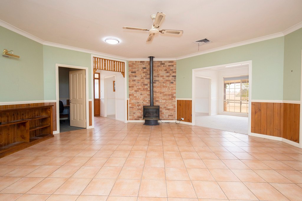 204 Anambah Road ANAMBAH 5