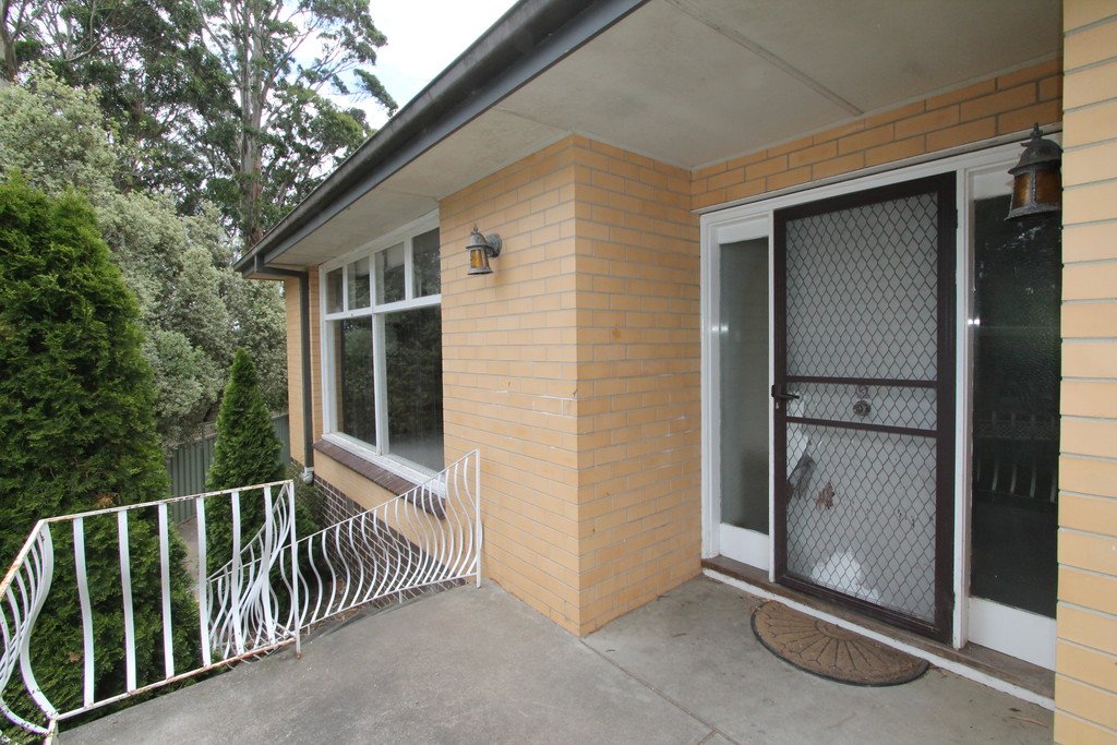 204 Eddy Avenue MOUNT HELEN 3