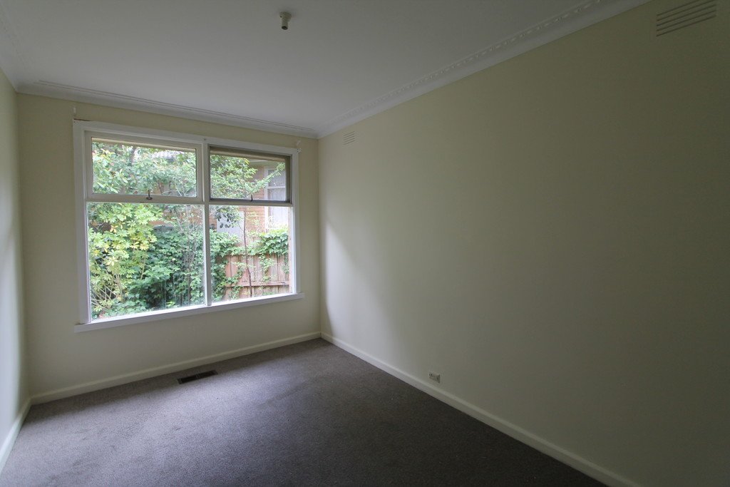 204 Eddy Avenue MOUNT HELEN 9