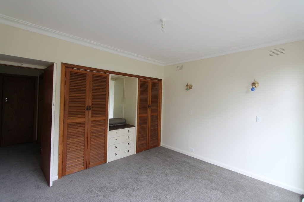 204 Eddy Avenue MOUNT HELEN 10