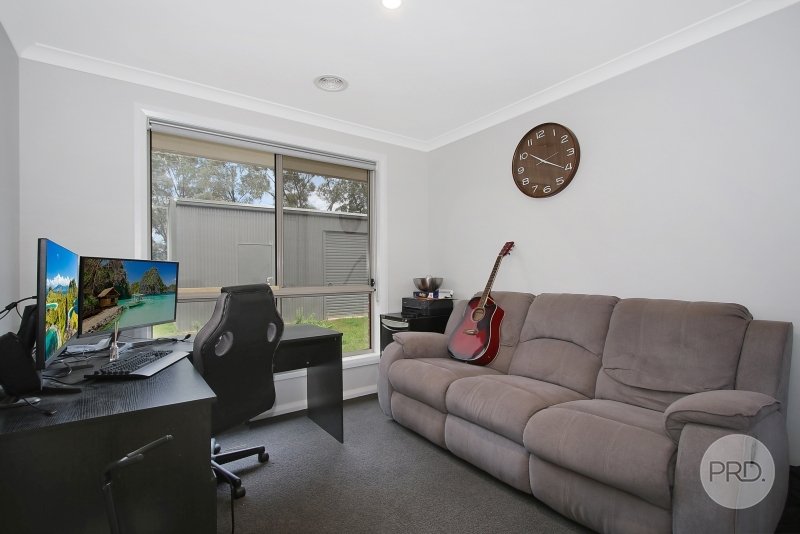 204 Forest Drive THURGOONA 9