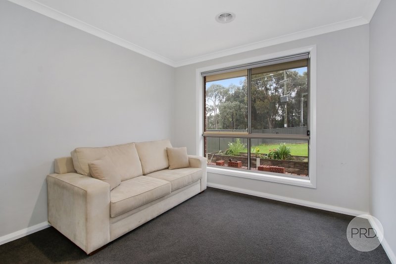 204 Forest Drive THURGOONA 11