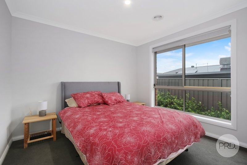 204 Forest Drive THURGOONA 12